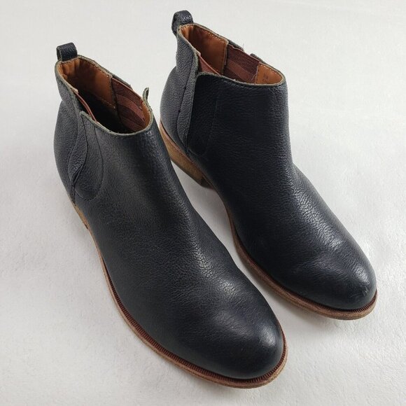 Kork-Ease Velma Chelsea Ankle Boot Womens 6.5 Black Leather Pull On Bootie - Picture 1 of 11